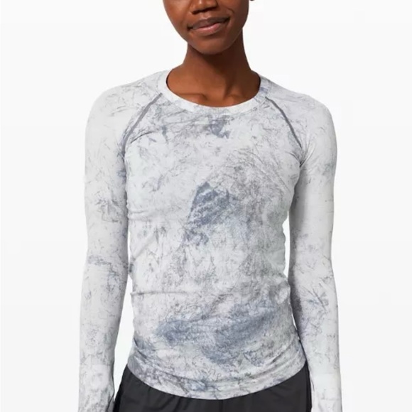 Swiftly Tech Long Sleeve 2.0 Wash Tie Dye Size - Picture 3 of 16